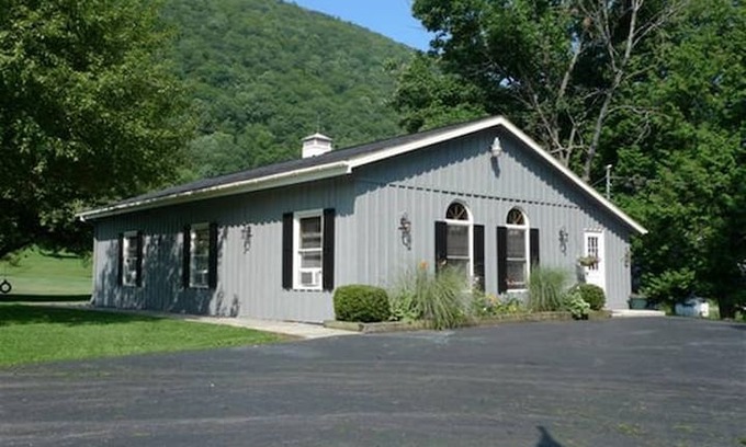 Town of Sempronius Bed & Breakfast | The Cottage at Glen Haven