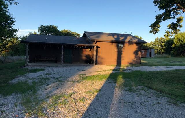 Sycamore House | Hook and Horn Cabin, near Big Hill Lake