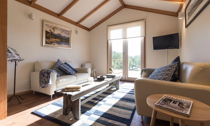 Woodbridge Cabin | Wanderers Cottage