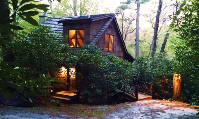 Cashiers Cabin | The Hobbit House - romantic bark covered cottage!