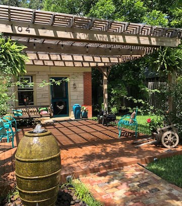 Round Rock Original Plat House | Carriage House in Historic Downtown Round Rock