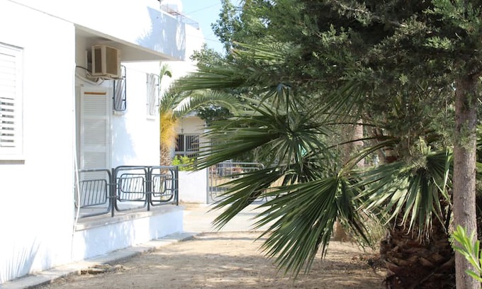 Nicosia House | Costas Hostel Action 2