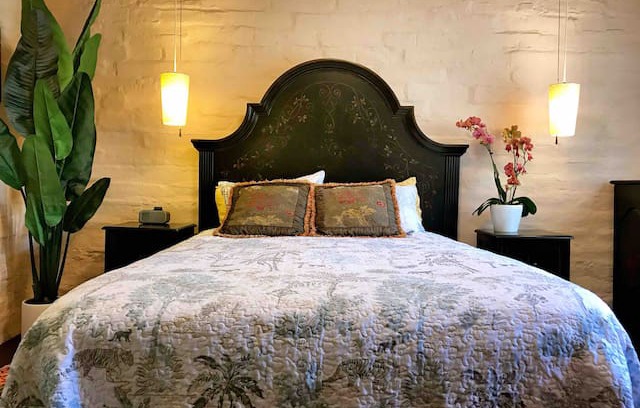 Westside Santa Cruz Hotel | "Adobe on Green" Villa (Rm#3) - 3min walk downtown