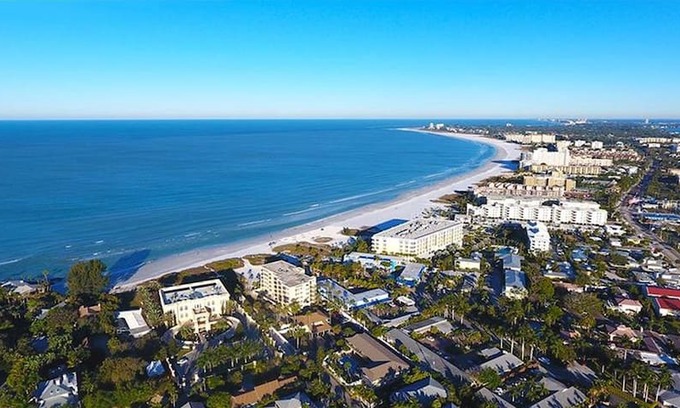 Siesta Key Cabin | Siesta Key Cottages on Crescent 1 : A