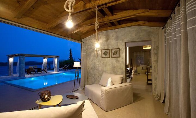 Perigiali Villa | Villa Nefeli (Celestia Villas)