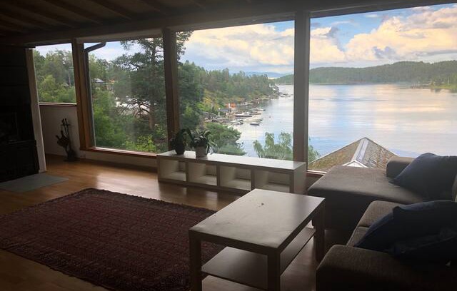 Nesøya House | Hus med fantastisk sjøutsikt på Nesøya, Asker