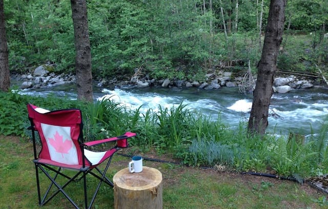 Hope House | Relaxing, Rejuvenating, Riverhouse Retreat.