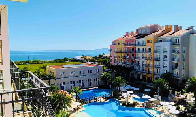 Jurere Internacional Resort | IL Campanário Resort - Suíte Cinematográfica