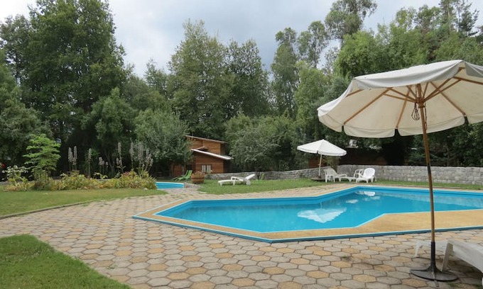 Bajos de Lircay Hotel | Hummingbird Hotel in Vilches Alto