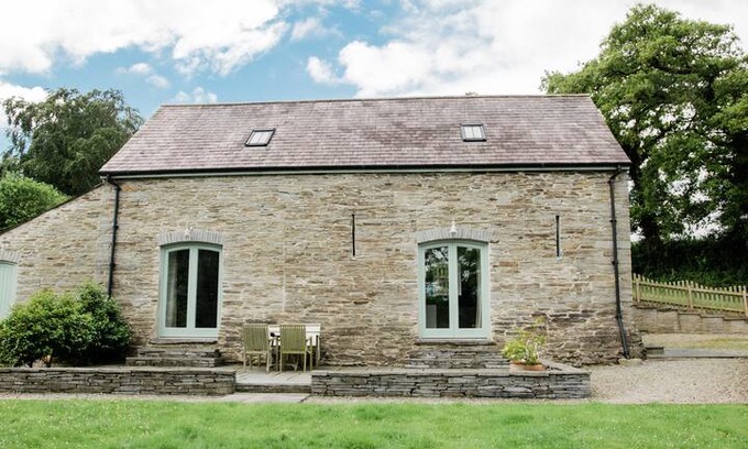 Llandygwydd Cabin | Manor Deifi Holidays