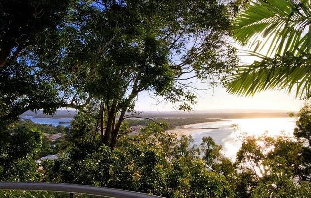 Noosa Heads Apartment | 11 Allambi Rise Apartment B, Little Cove