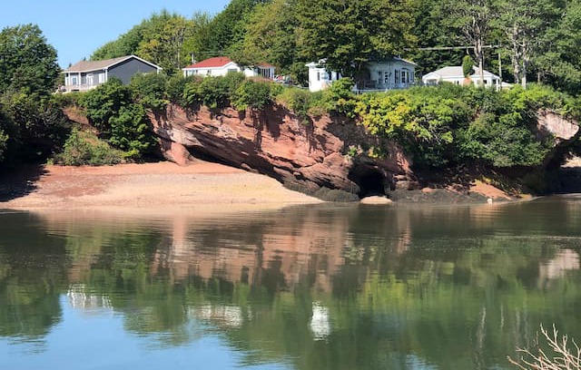 St. Martins Cabin | Oceanfront cottage best views in the village!
