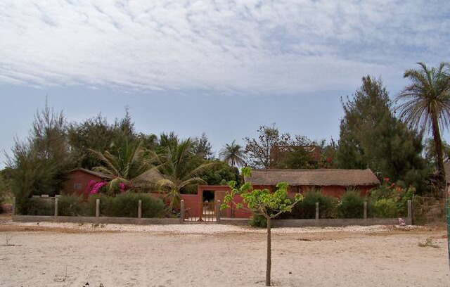 Ile de Dionewar Bed & Breakfast | DIONEWAR A FELA