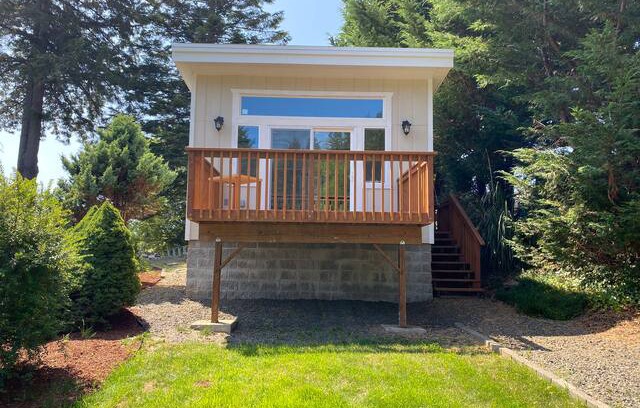 Coquille House | Cozy Tiny House.