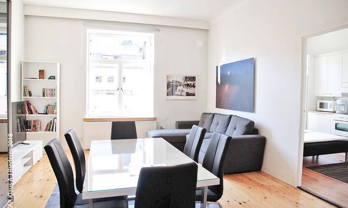 Ullanlinna Apartment | Helsinki Living Arthomes #3, Design District