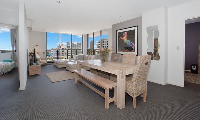 Southport Apartment | Southport Long term rentals considered
