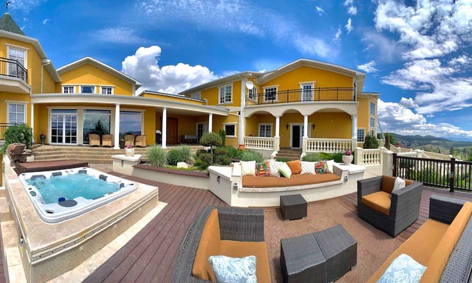 Helena House | TING a 5-star luxury vacation home Helena, MT