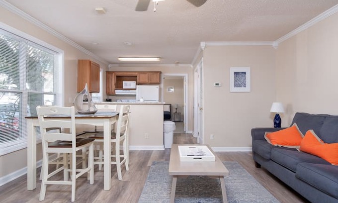 Gainesville Apartment | Capstone Quarters 4012