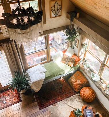 Mount Shasta House | TheNest Romantic Sanctuary w/ Mt. Shasta Views