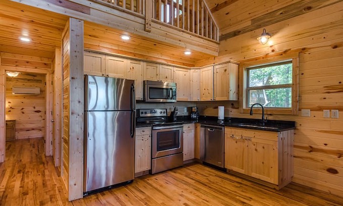 Jasper Cabin | Water Buffalo Cabin is a must see!