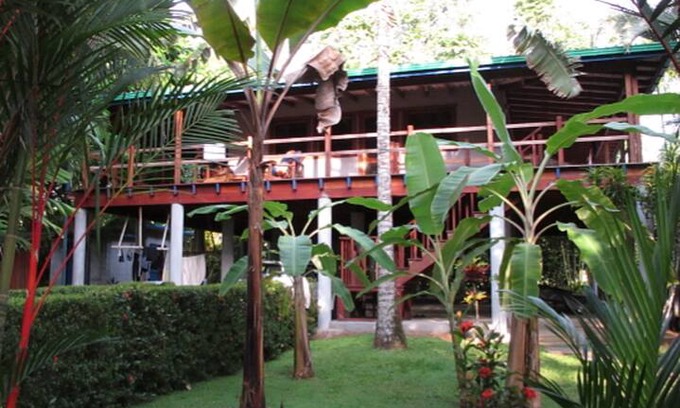 Langostino House | Pilon Point Surf House