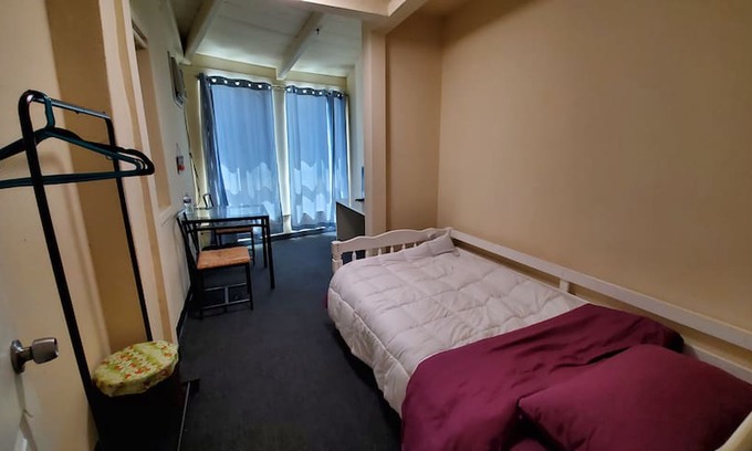 El Monte Apartment | El Monte Private room. Unit 301/3225 Tyler Ave