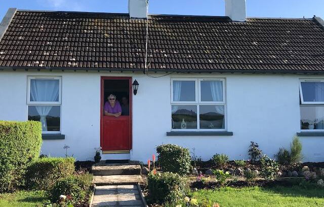 Curragh Cabin | Ardmore Fisherman's Cottage *New Listing*