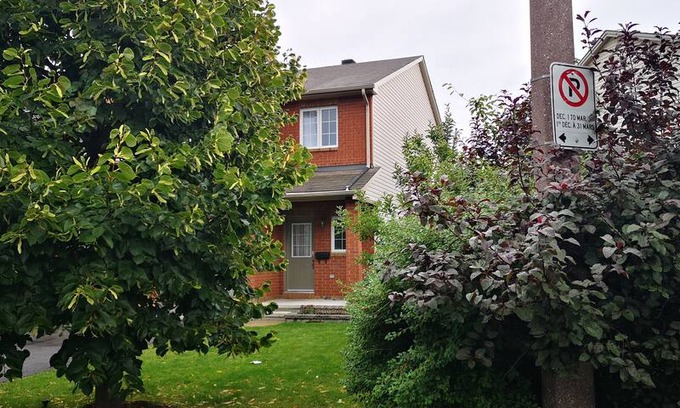 South March House | The place to stay in Kanata, Ottawa