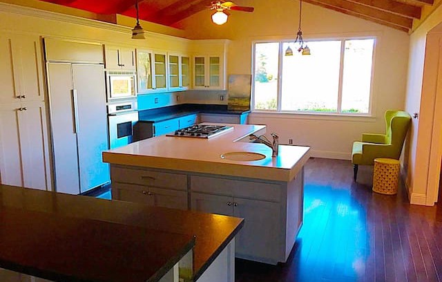Fairfield House | Chateau Jaune - Vacation Rental
