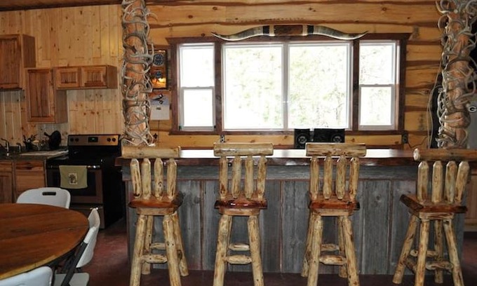 Clearwater County Cabin | Silver Creek Lodge