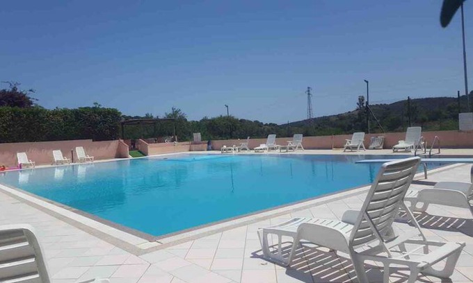 Buddittogliu Straulas Villa | House in Residence Giulia / San Teodoro / Sardinia