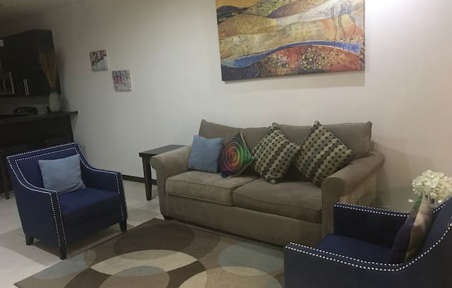 Mission Apartment | Vantage