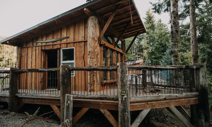 Forks Cabin | Sawyer Cabin - Upgrading your camping experience