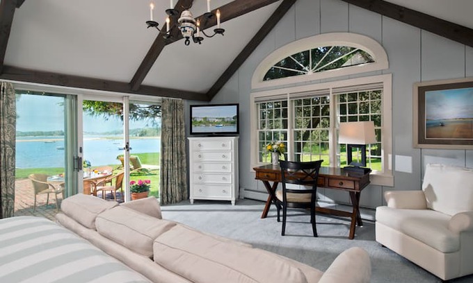 East Harwich House | Wequassett Resort & Golf Club, Mother Goose House