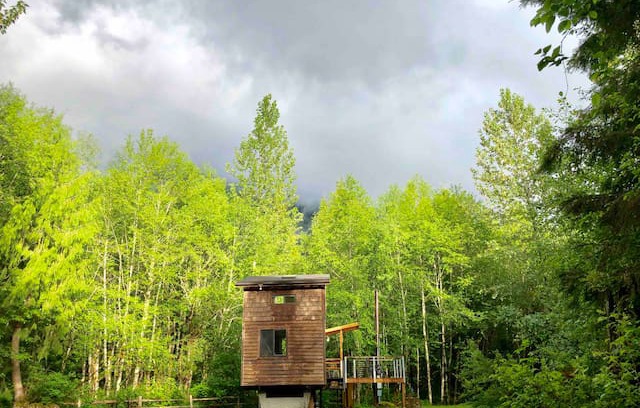 Arlington Cabin | Modern Loft Cabin - Tiny House