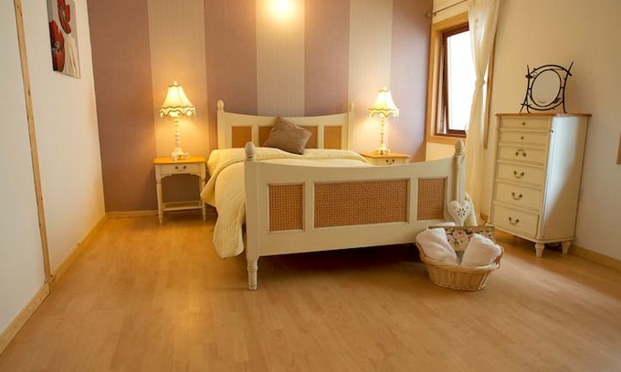Oranmore House | Seashore Cottage on Galway Bay