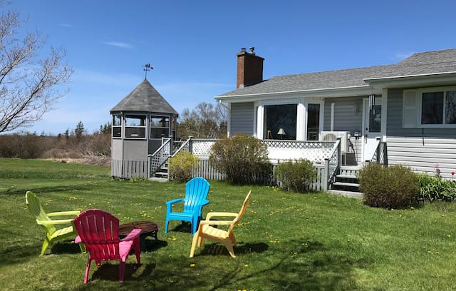 Port Hood House | MacIsaac's Celtic Bed & Breakfast