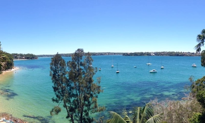 Bundeena House | Bundeena Beach Bliss - Absolute Waterfront Home