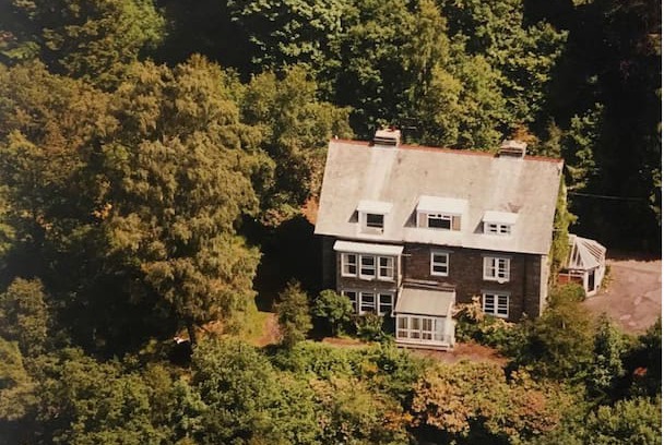 Waterhead House | Broad Ings. Huge detached ten bedroom property