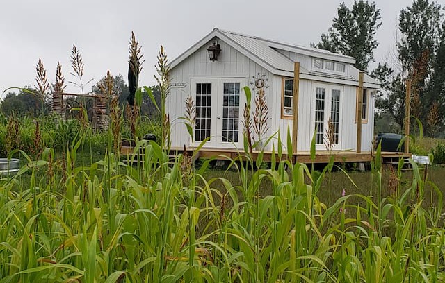 Hastings House | The "Firefly" Suite - Stargazer Garden Retreat