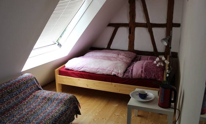 Kornburg - Worzeldorf House | Charmantes Gästezimmer am Stadtrand