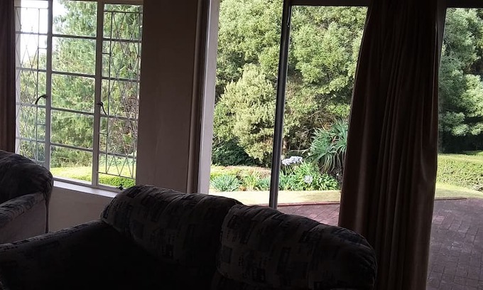 Nyanga House | Nyanga Guest House, Inyangani Mountain full view