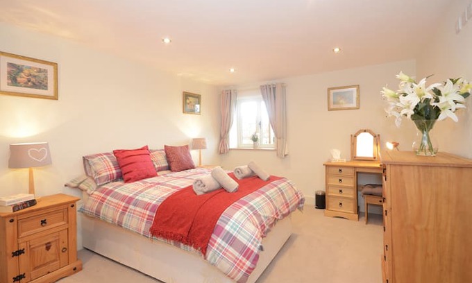York Cabin | The Piglets Holiday Home