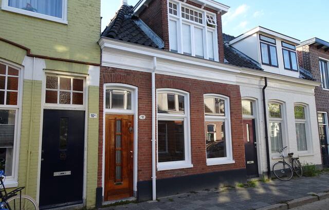 Oosterpoortbuurt House | Sfeervol schippershuisje in de Oosterpoort