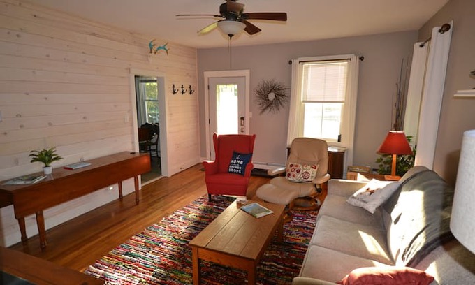 Baileys Harbor House | ♦♦Relaxing, Historic and Hip Havngård House♦♦