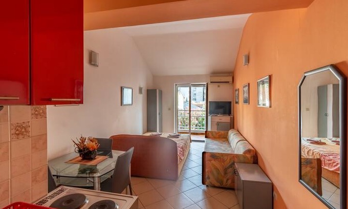 Topla Apartment | Mini-Fini Studio Apartment