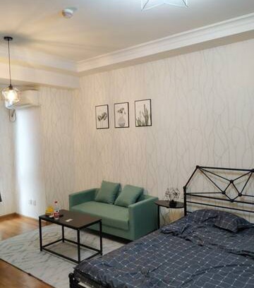 Lianhu Apartment | 位于西安的步行街老城根,集娱乐.餐饮.购物一体化!房间简约时尚､干净卫生､24小时热水 wife