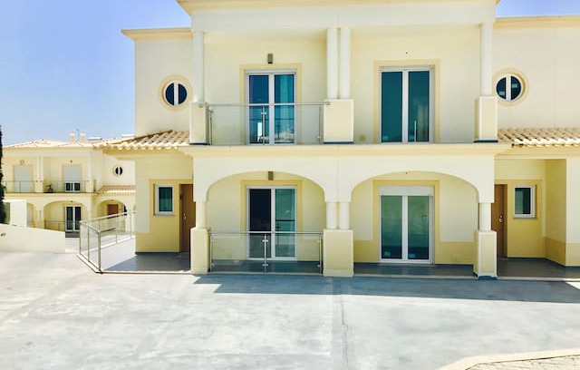 Vale de Parra House | ❤ Condominio Encosta Dos Salgados - Pool & WIFI