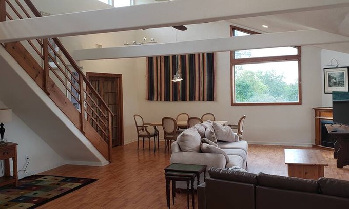 Wimberley House | Lookout Point - porch, pool and peace