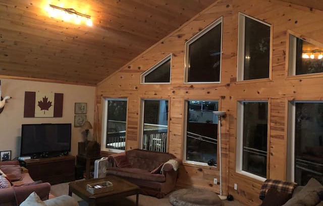 Hecla-Grindstone Provincial Park Cabin | Beautiful Cabin : Grindstone/Hecla Provincial Park
